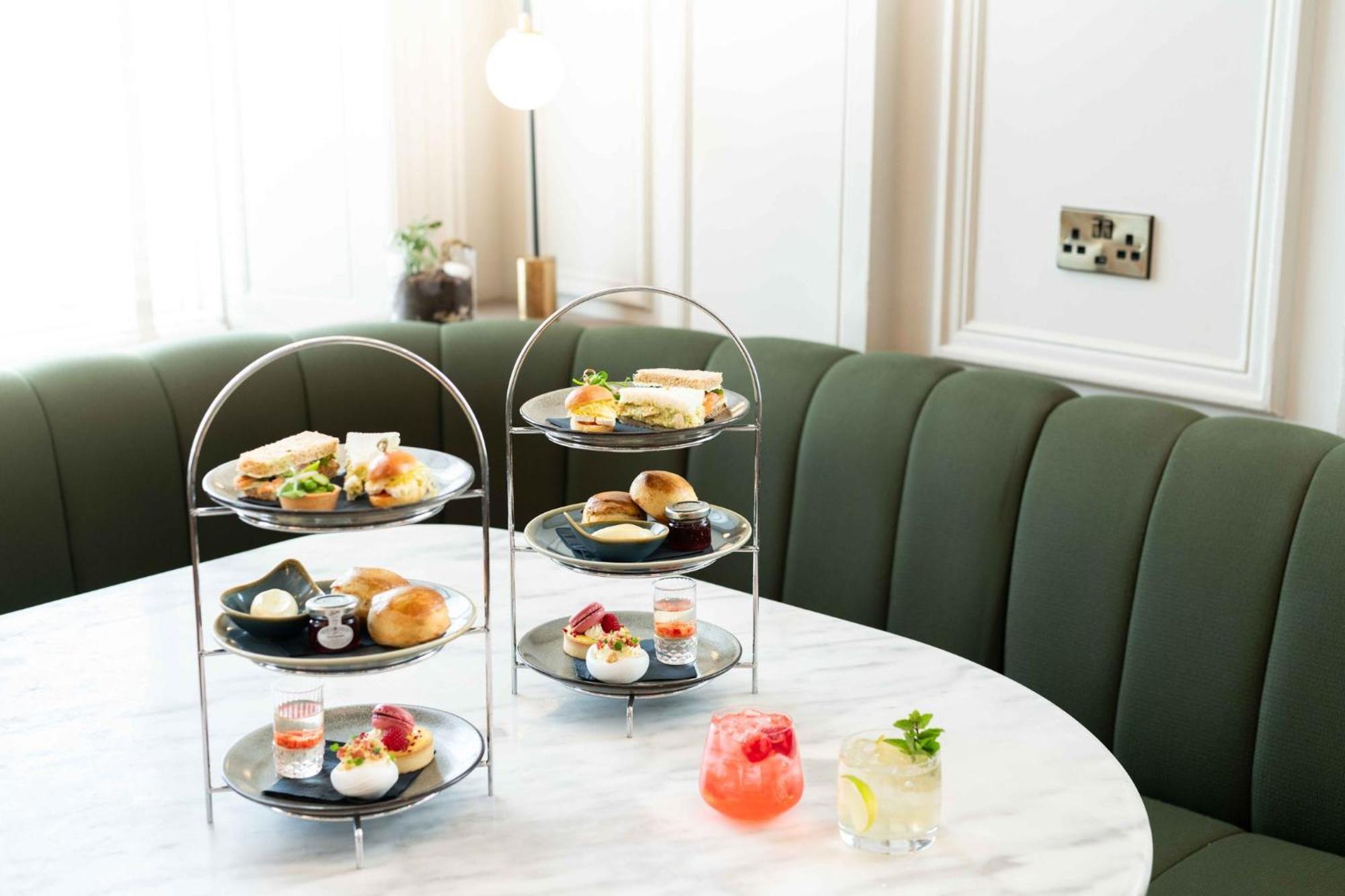 Kimpton Blythswood Square Hotel & Spa By Ihg Glasgow Luaran gambar Afternoon tea at the St Pancras Renaissance Hotel, London